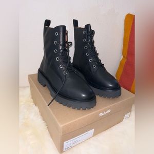 Madewell the rayna lace-up boot in leather true black